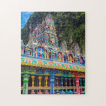 Colorful Hindu Temple Maleisië Reis Foto Legpuzzel<br><div class="desc">Foto van de vermilion gekleurde poorten op de Fushimi Inari Shrine in Kytoto Japan jigzaag puzzle. Uren entertainment!</div>
