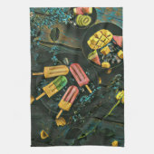 Colorful ice cream cone popsicle theedoek (Verticaal)