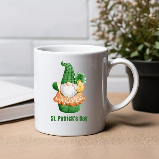 Colorful Illustrated Cute Gnome St. Patrick's Day Tweekleurige Koffiemok