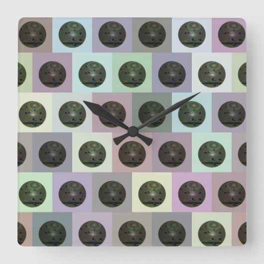 Colorful Lawn Bowls Pattern Vierkante Klok (Voorkant)