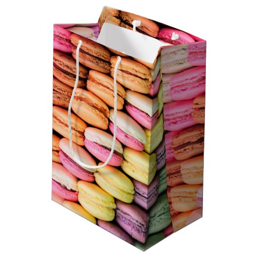 Colorful Macaroons Medium Cadeauzakje (Achterkant Gekanteld)