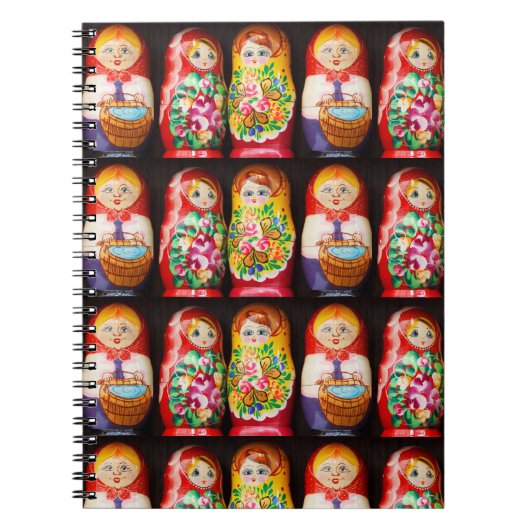 Colorful Matryoshka Dolls Notitieboek (Voorkant)