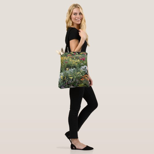 Colorful Mid Summer Gardens Tote Bag (Op model)