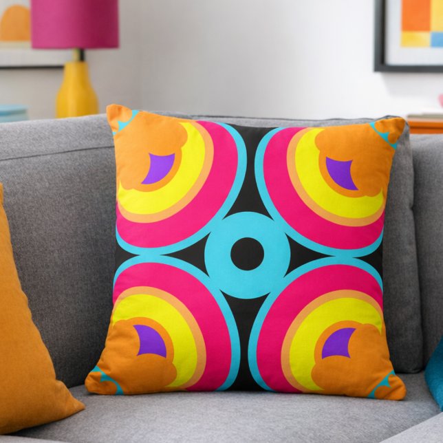 Colorful Modern Geometric Circle Kussen (Hand‑drawn, vibrant, and unapologetically retro. The perfect pop for your space.)