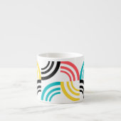 Colorful, modern, leuk, vrolijk geometrisch grafis espresso kop (Voorkant)