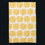 Colorful Modern Suns Yellow Pattern Theedoek<br><div class="desc">Decoreer je keuken met deze coole zonnedoek. Maakt een geweldig huishouden,  een verjaardag of een bruiloft cadeau! U kunt het aanpassen en tekst ook toevoegen. Bekijk mijn winkel voor veel meer kleuren en patronen!</div>