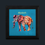 Colorful Multicolored Elephant op blauwe achtergro Cadeaudoosje<br><div class="desc">Een kleurrijke abstracte gepatterde olifantenafbeelding op een blauwe achtergrond. De olifant heeft oranje paarse en blauwe kleuren met cirkels,  golvende lijnen en andere vormen waaruit dit oostelijke gearomatiseerde psychedelische ontwerp bestaat.</div>