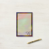 Colorful Paars monogram 4x6 Post It Notes (Op bureau)