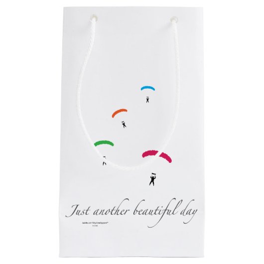 Colorful Parachutes Klein Cadeauzakje (Voorkant)