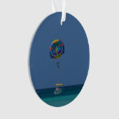 Colorful Parasailing Ornament (voorkant)