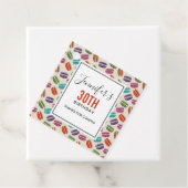Colorful Parisian Macarons Pattern Birthday Bedankjes Labels (In situ)