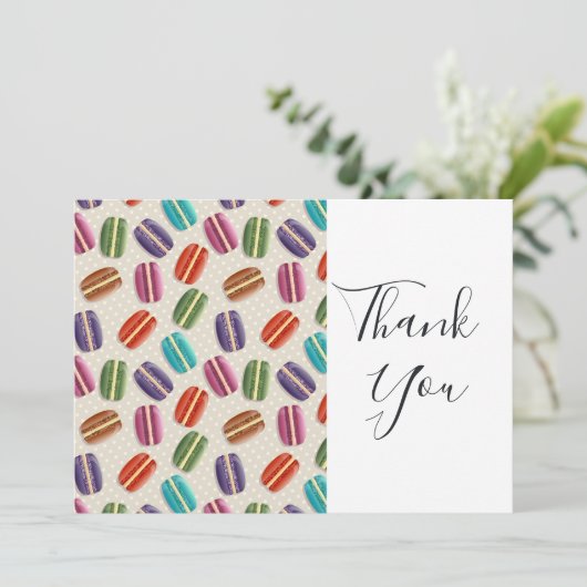Colorful Parisian Macarons Pattern Birthday Bedankkaart (Staand voorkant)