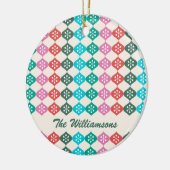 Colorful Personalized Modern Snowflake Family Name Keramisch Ornament (Links)