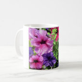 Colorful Petunias Koffiemok (Voorkant links)