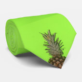 Colorful Pineapple Closeup STROPDAS (Opgerold)