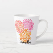 Colorful Pink Red Sinaasappel Floral Mandalas Latte Mok (Rechts)