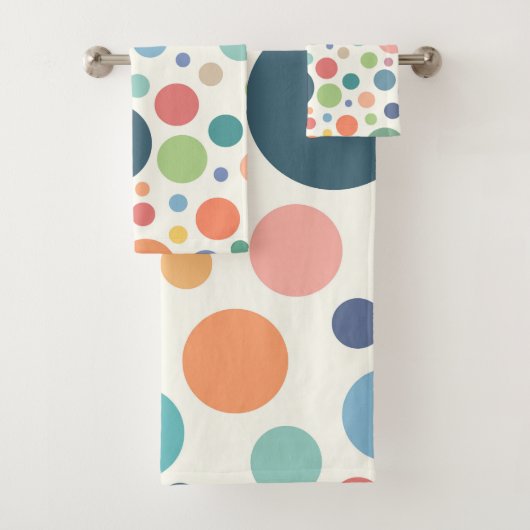 Colorful Polka Dots Bad Handdoek (Insitu)