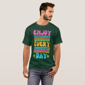 Colorful Retro Aesthetic Quote retro T-shirt (Voorkant volledig)