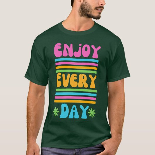 Colorful Retro Aesthetic Quote retro T-shirt (Voorkant)