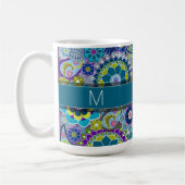 Colorful Retro Flowers met Monogram Koffiemok (Links)
