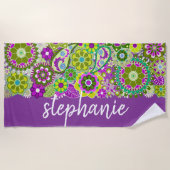 Colorful Retro Flowers met Monogram Strandlaken (Voorkant)