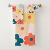 Colorful Retro Hippie Flower Pattern Bad Handdoek (Insitu)