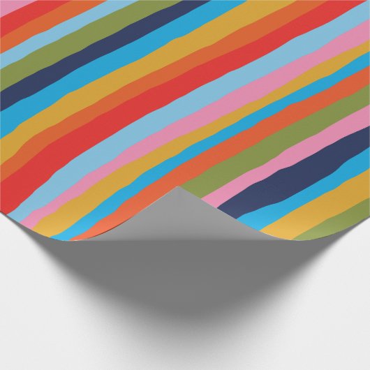 Colorful Serrate Stripes Painted Boho Pattern Cadeaupapier (Hoek)