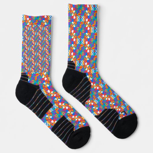 Colorful socks with a jigsaw puzzle pattern sokken (Rechts)