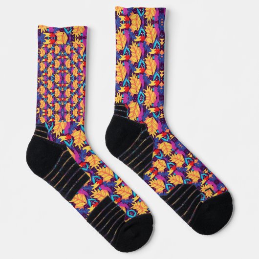 Colorful socks with vibrant abstract patterns  sokken (Rechts)