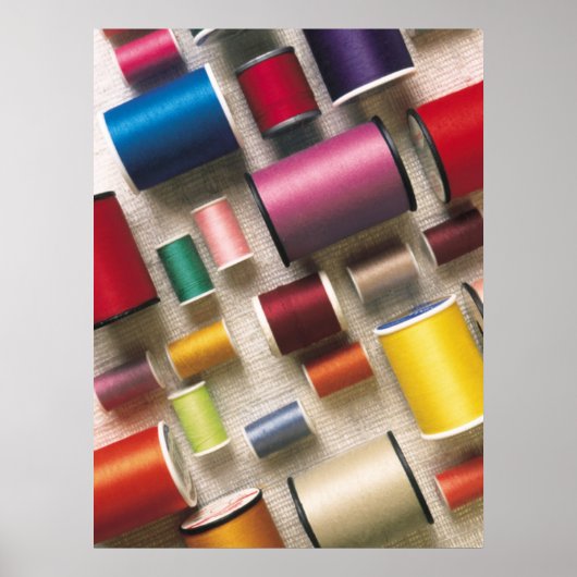 Colorful Spools of Thread Poster (Voorkant)