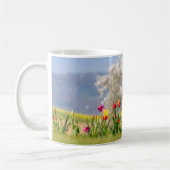 Colorful Spring Flowers with Tulps and Daffodils Koffiemok (Links)