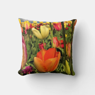 Colorful Spring Tulips Kussen