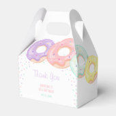 Colorful Sprinkle Donuts Kids Birthday Favor Bedankdoosjes (Voorkant Zijde)