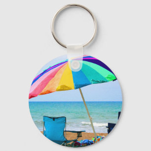 Colorful strand umbrella en stoelen in Florida Sleutelhanger