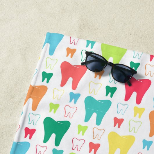 Colorful Teeth Pattern Strandlaken (In situ)