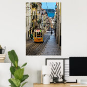 Colorful Traditional Tram Lissabon Portugal Poster (Thuiskantoor)