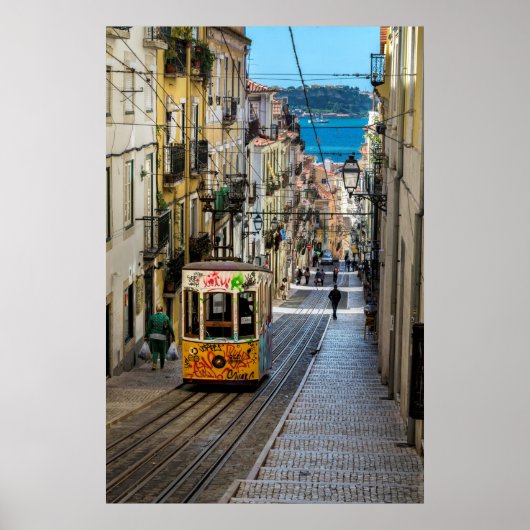 Colorful Traditional Tram Lissabon Portugal Poster (Voorkant)