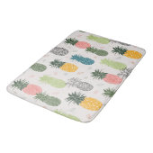 Colorful Trendy Pineapples Badmat (Gekanteld)