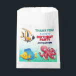 Colorful Tropical Fish Kids Birthday Party Bedankzakje<br><div class="desc">Een school voor tropische vissen.</div>