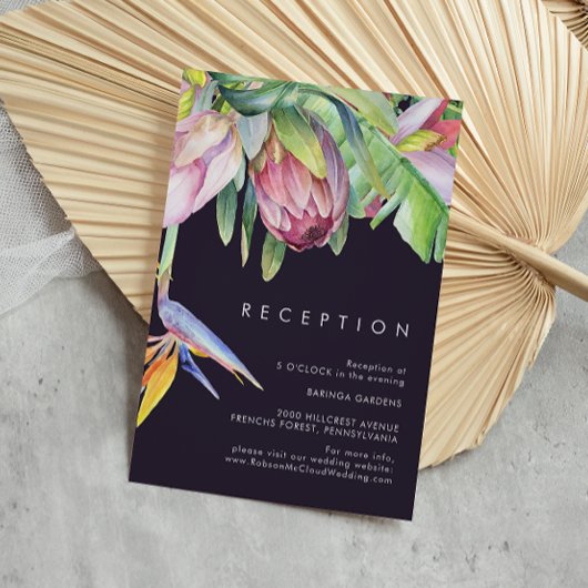 Colorful Tropical Floral Paars Wedding Reception Informatiekaartje