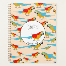 Colorful Tropical Macaw Pattern
