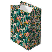 Colorful Tropicals: Monstera Oerwoud Gift Bag Medium Cadeauzakje (Voorkant Gekanteld)