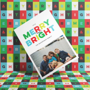 Colorful Type Merry en Bright Flat Holiday Card Feestdagenkaart