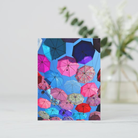 Colorful Umbrellas in Vieux Hull Québec Briefkaart (Staand voorkant)