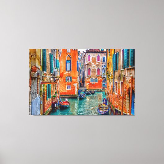 COLORFUL VENICE CANAL, ITALIË CANVAS AFDRUK (Voorkant)
