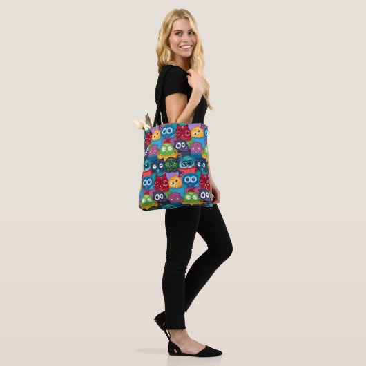 Colorful Whimsical Peekaboo Owls Tote Bag (Op model)