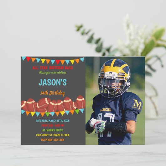 Colors Flags Football Birthday Uitnodigingen met f (Staand voorkant)