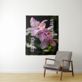 Colors of Colombia Cattleya Orchid Wall Tapestry Wandkleed (In situ)