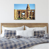 Colossus van Ramses II: standbeeld van Ramses Canvas Afdruk (Insitu (Slaapkamer))