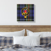 Colquhoun Scottish Crest en Tartan Canvas print (Insitu (Slaapkamer))